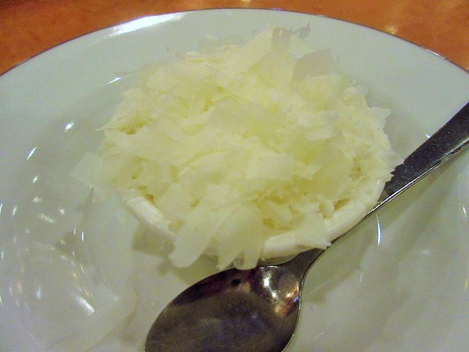 サイゼリヤのペコリーノチーズ